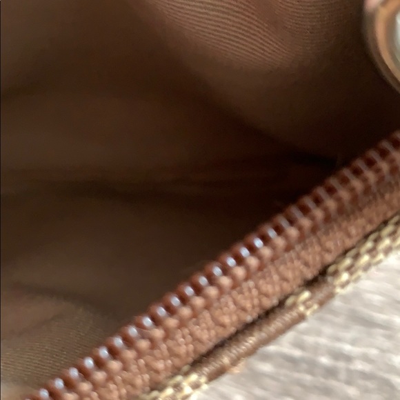 Coach wristlet - mini purse - Picture 6 of 6